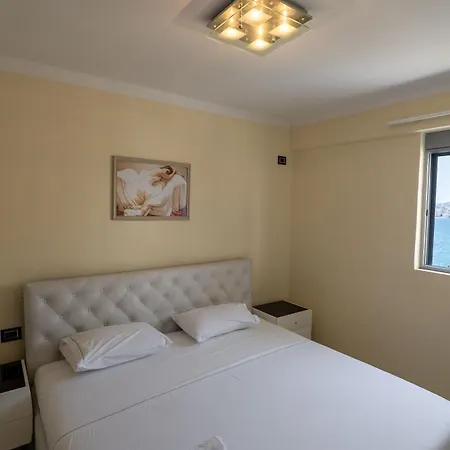 Full Sea View Apartment *