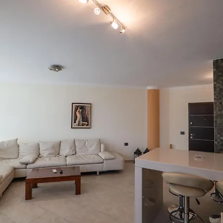 Full Sea View Apartment Sarandë