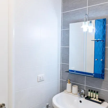 Full Sea View Apartment Sarandë